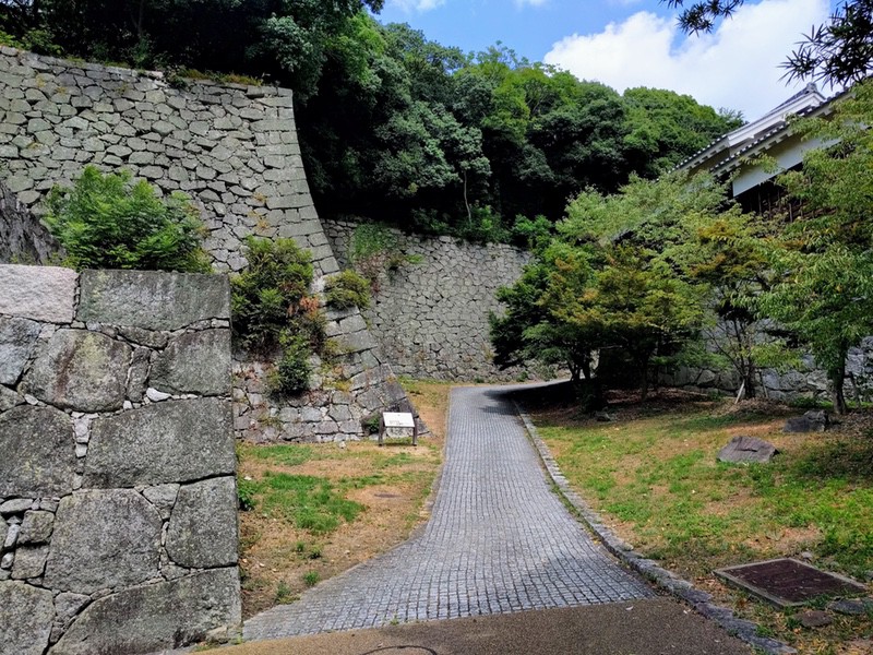 08槻門跡.jpg 08槻門跡