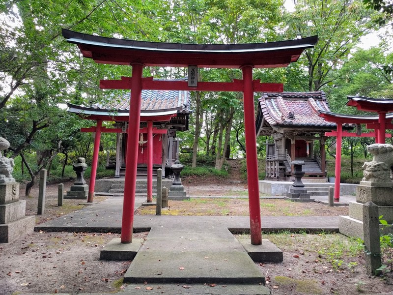 04末社.jpg 04末社