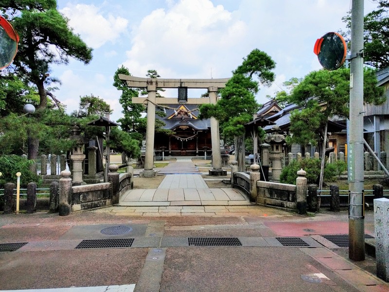 01八幡宮.jpg 01八幡宮