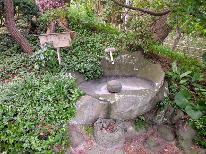 24船石.jpg 24船石