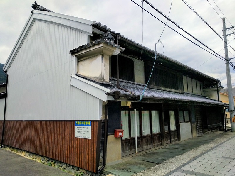 23三好の街並み