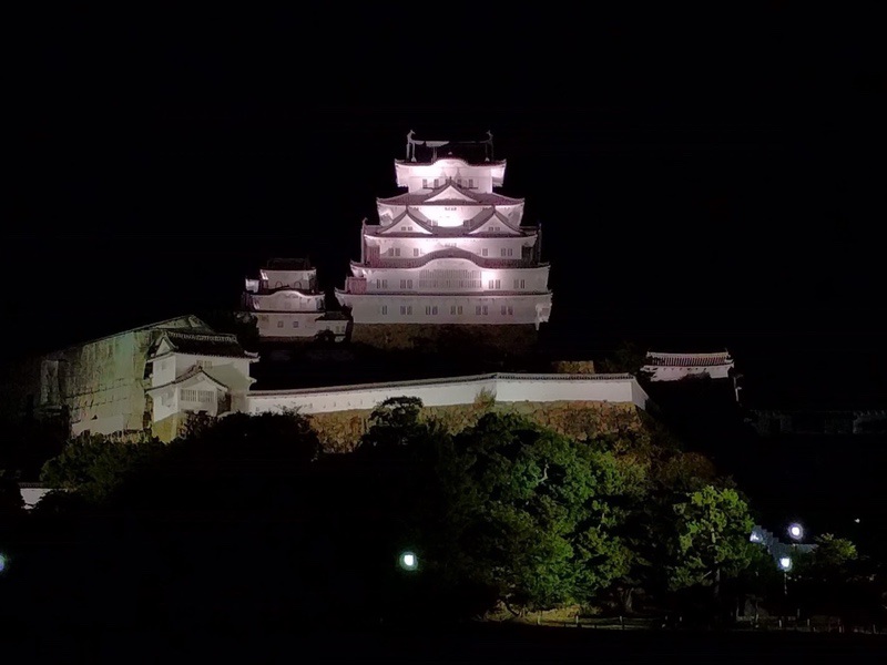 夜の姫路城01.jpg 夜の姫路城01