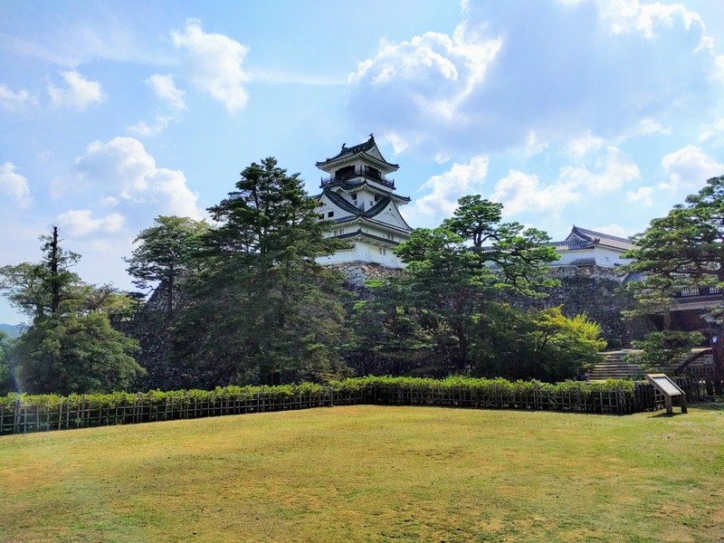 17三の丸から天守