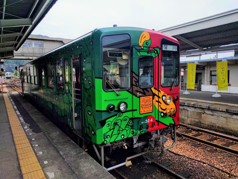 20ホビートレイン3兄弟次男(かっぱうようよ号).jpg 20ホビートレイン3兄弟次男 かっぱうようよ号