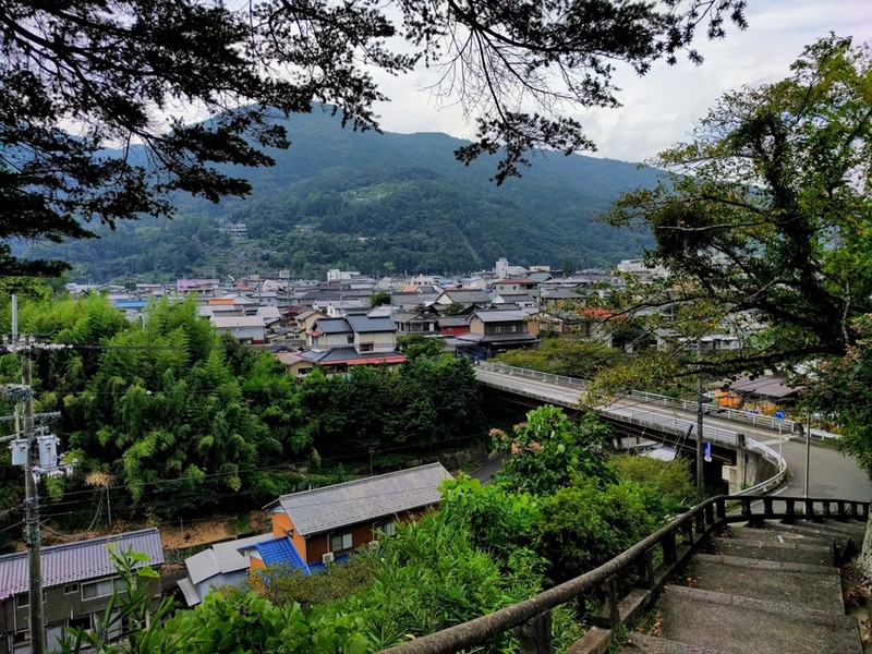 07三好の街並み