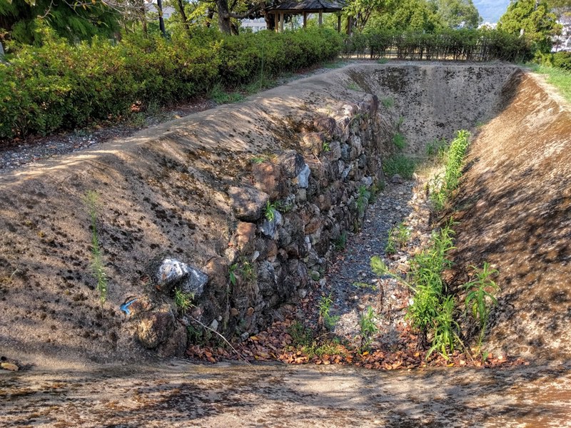 16長宗我部期石垣