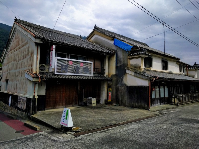 12三好の街並み