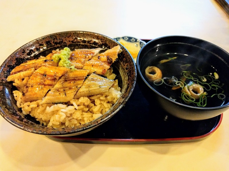 08あなごめし上