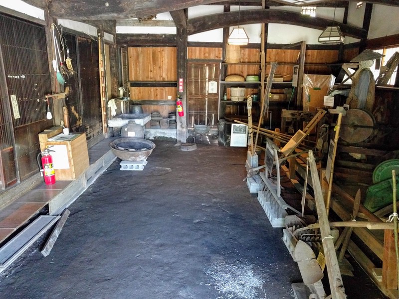 07平行三棟づくり民家