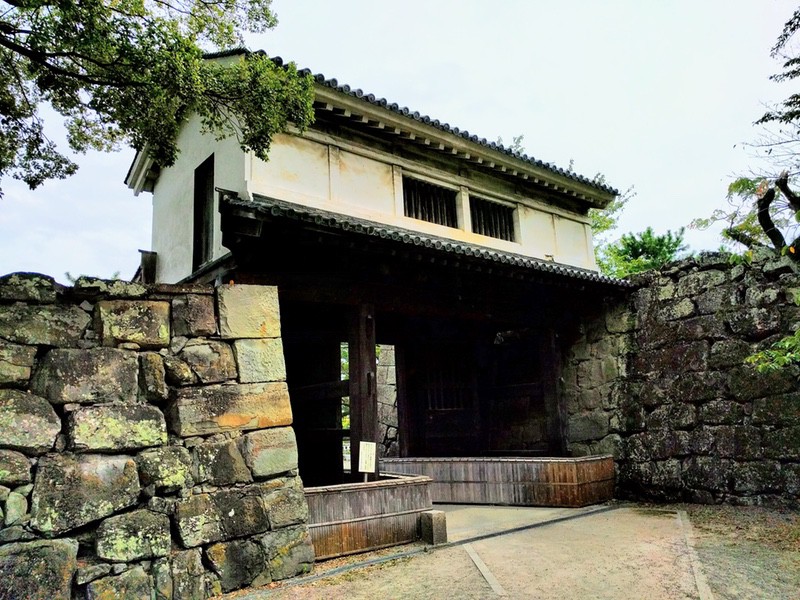 18岡口門.jpg 18岡口門