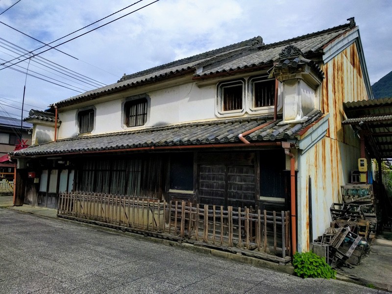 13三好の街並み