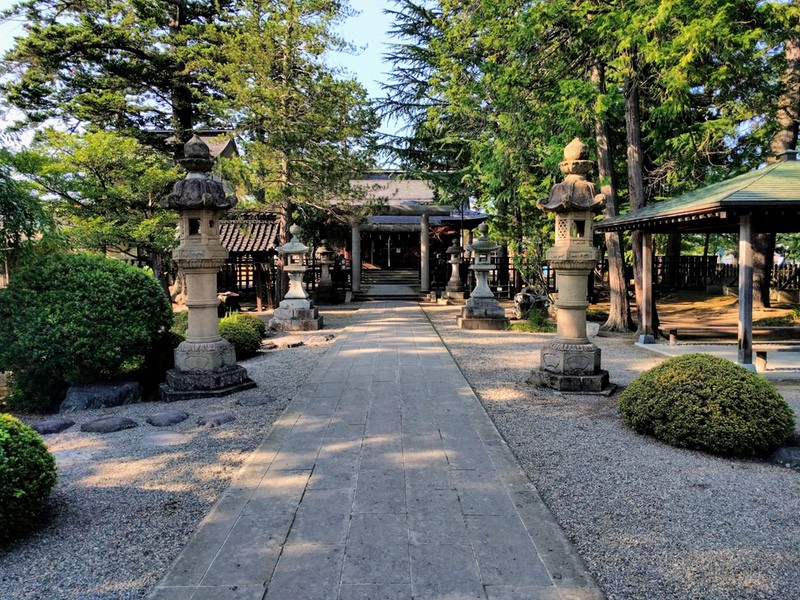 05松岬神社.jpg 05松岬神社