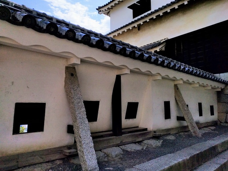 44筋鉄門東塀.jpg 44筋鉄門東塀