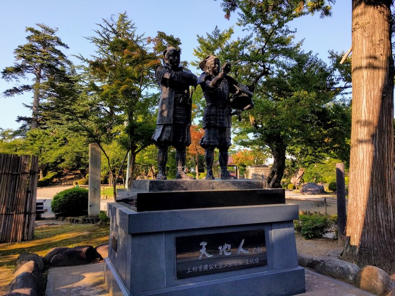 15天地人の像.jpg 15天地人の像