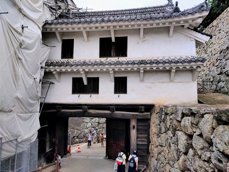 69ぬの門.jpg 69ぬの門