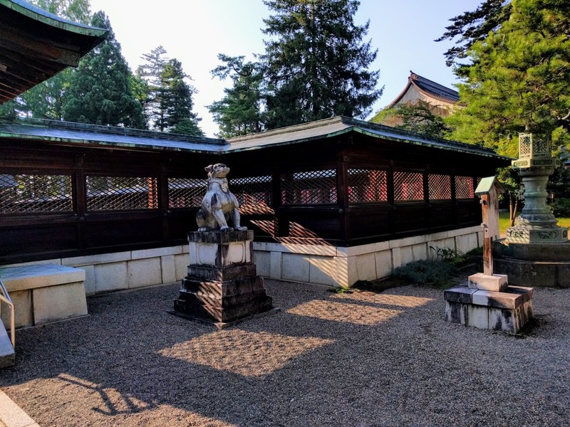 21上杉神社狛犬さん.jpg 21上杉神社狛犬さん