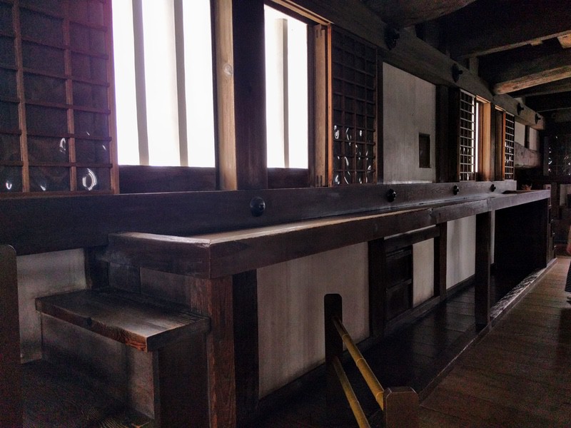 46大天守四階石打棚