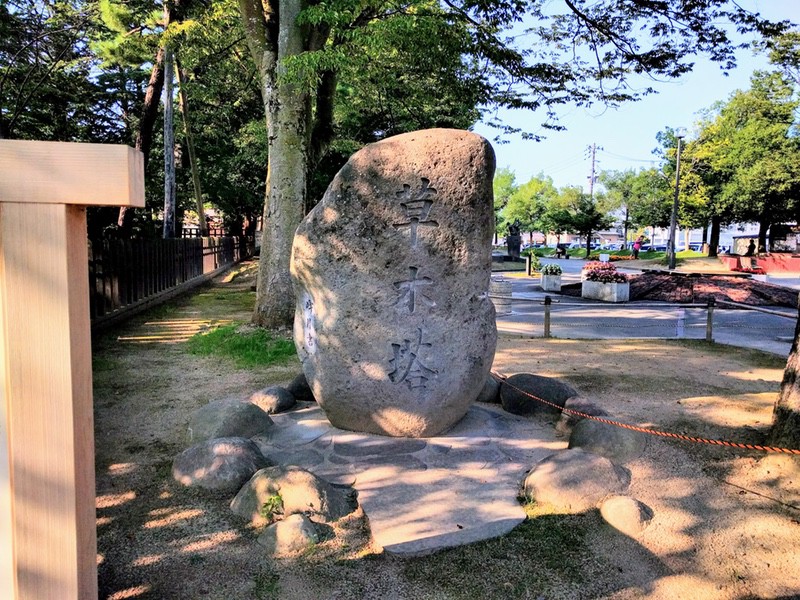 03草木塔.jpg 03草木塔