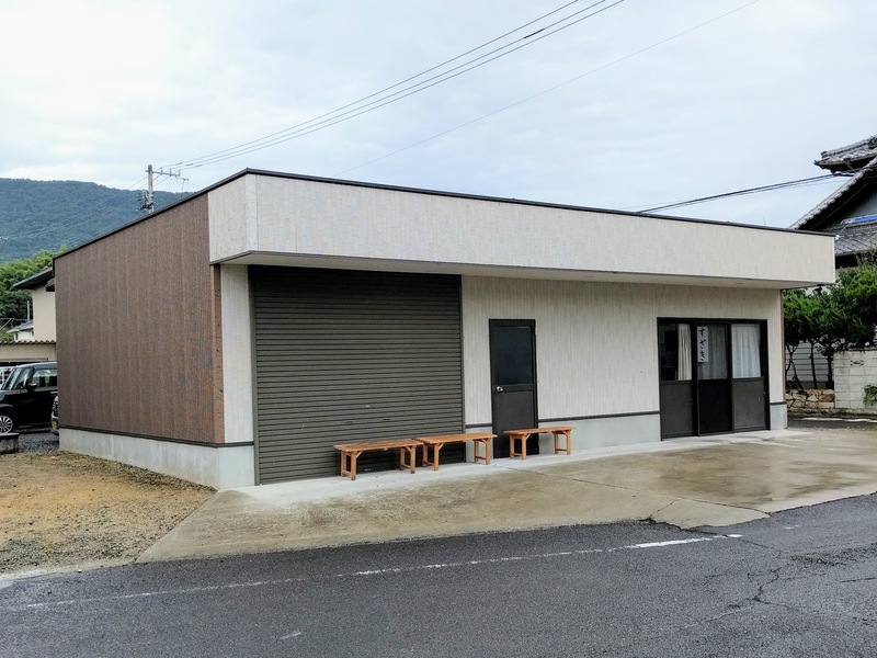 13向かいのイス.jpg 13向かいのイス