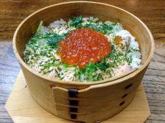 田舎家 新潟古町本店で郷土料理のわっぱ飯｜新潟県新潟市