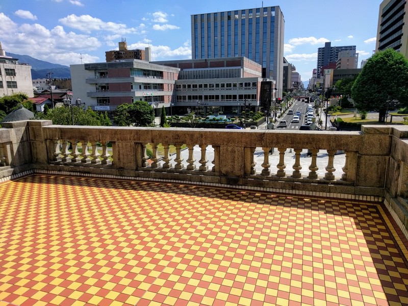 10正庁バルコニー