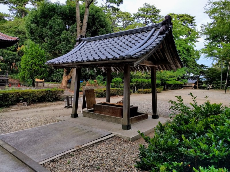 10手水舎.jpg 10手水舎