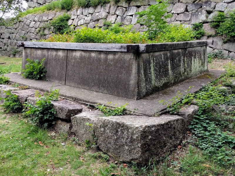 27三ノ丸井戸.jpg 27三ノ丸井戸