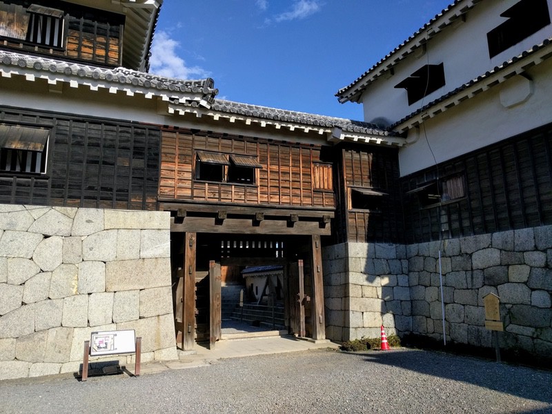 47筋鉄門.jpg 47筋鉄門