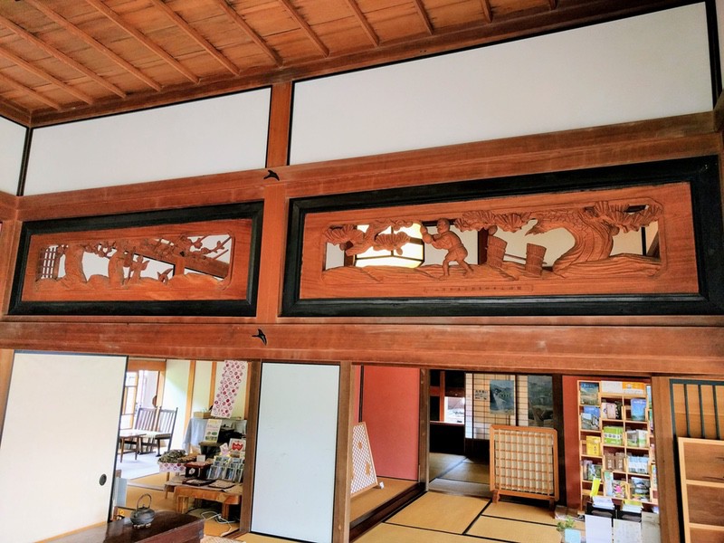 11居間の欄間.jpg 11居間の欄間