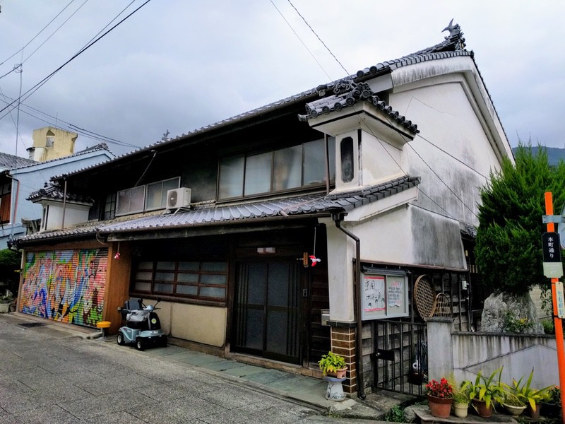 28三好の街並み