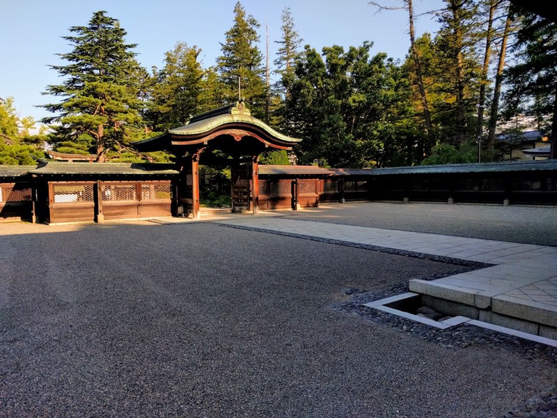 23上杉神社境内.jpg 23上杉神社境内