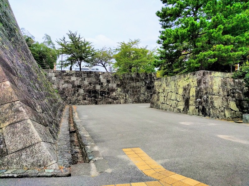 20岡中門跡.jpg 20岡中門跡