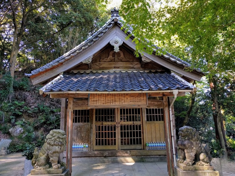 34荒穂神社拝殿