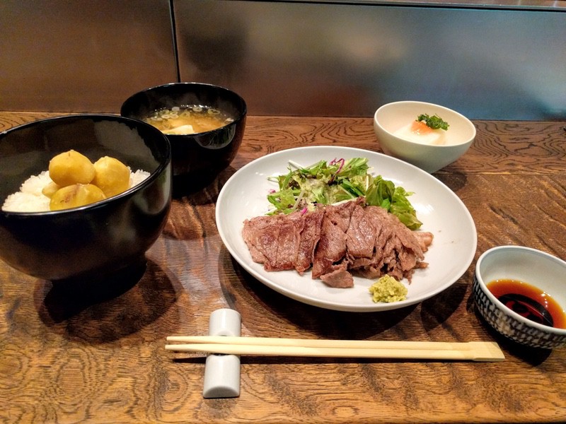 14信州産牛肩ロース重ね焼きセット 栗おこわ