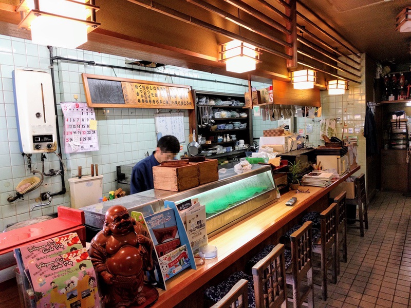 05カウンター席