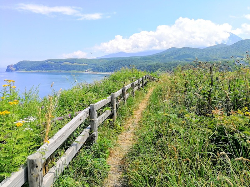 06岩の上.jpg 06岩の上