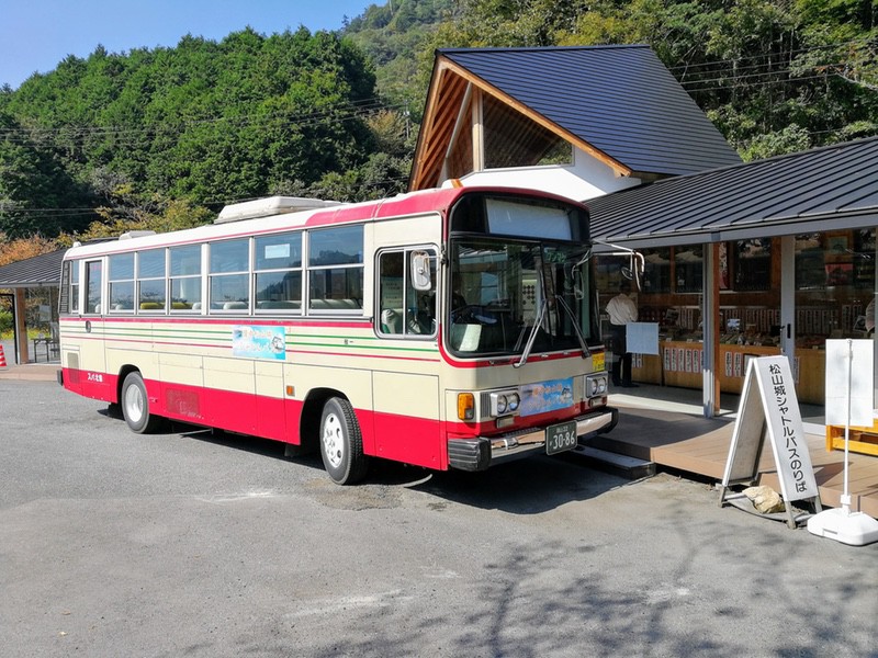 01シャトルバス.jpg 01シャトルバス