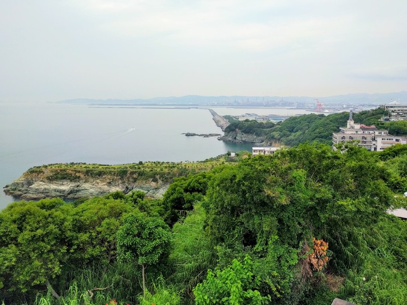 06雑賀崎灯台からの眺め