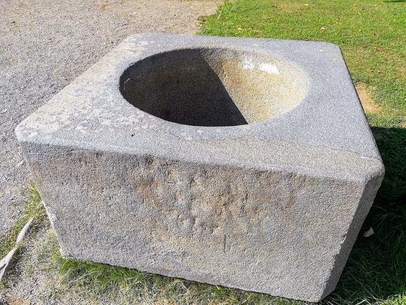 35本丸井戸跡.jpg 35本丸井戸跡