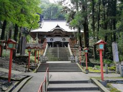 鍾乳洞があるお寺！出流山満願寺｜栃木県栃木市