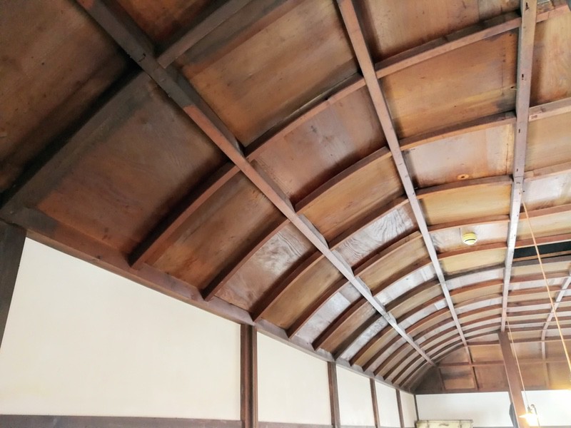 10変形折上格天井