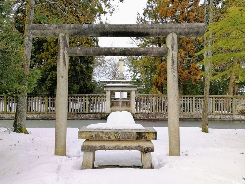 08前田利長公墓所