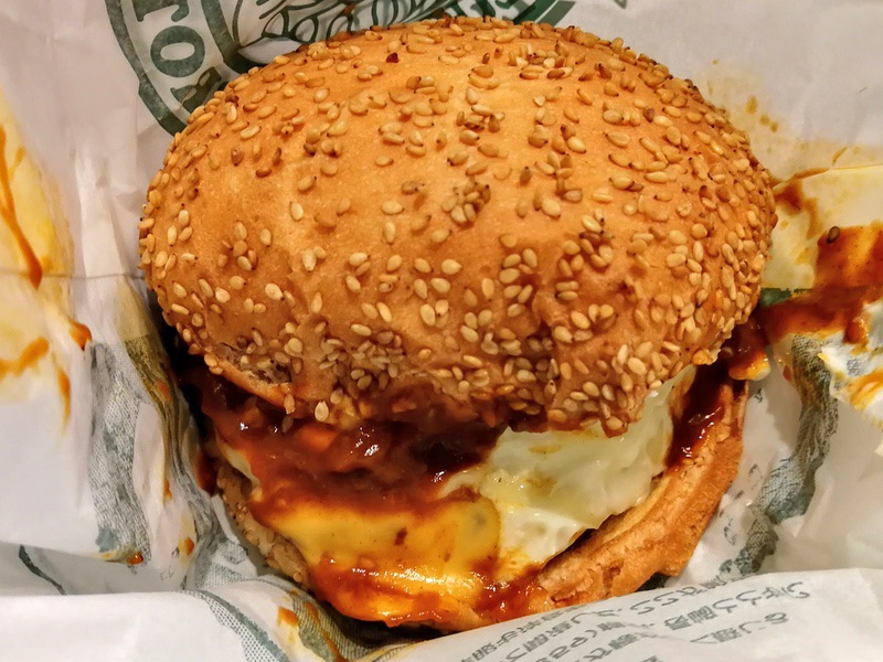 15ラッキーチーズバーガー.jpg 15ラッキーチーズバーガー