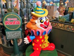 まるでテーマパーク！ラッキーピエロ峠下総本店｜北海道七飯町