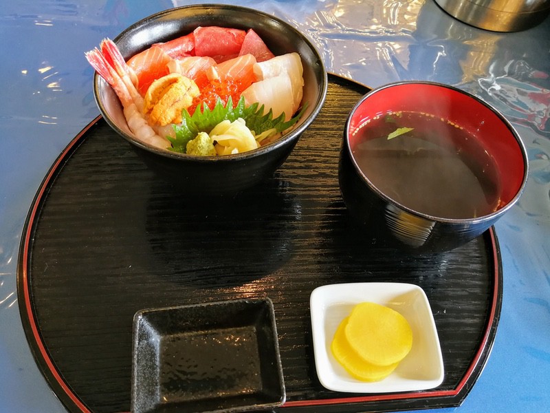 12海鮮丼.jpg 12海鮮丼
