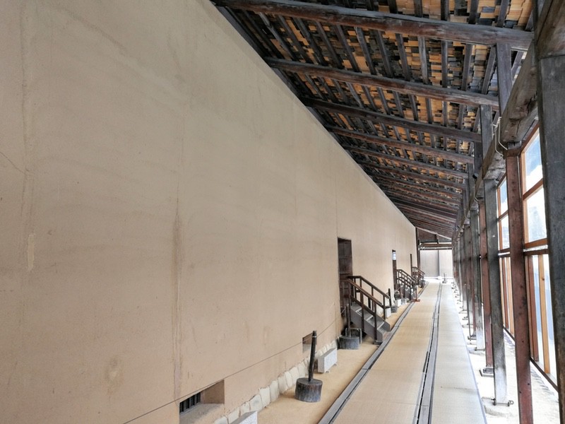 42蔵の壁.jpg 42蔵の壁