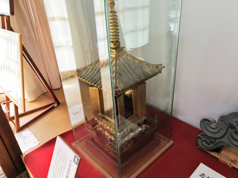 15たか女が祀った福巳塔.jpg 15たか女が祀った福巳塔