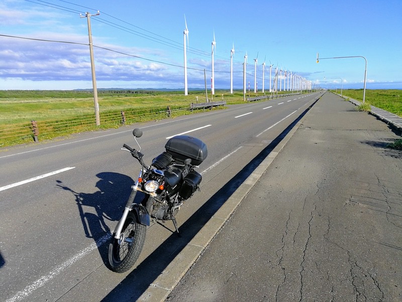 13バイクと風力発電
