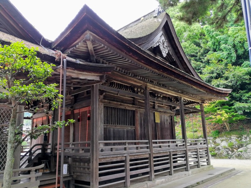 11本殿.jpg 11本殿