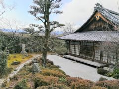 松尾芭蕉と与謝蕪村ゆかりの金福寺｜京都市左京区